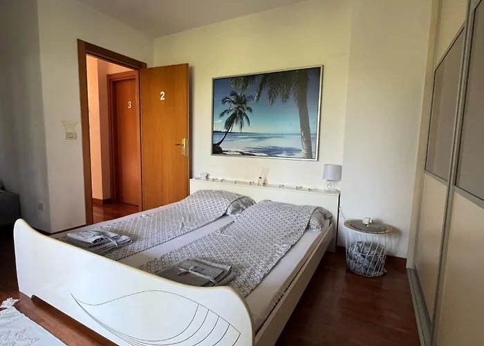 Вилла Peaceful 20 Min From Sea